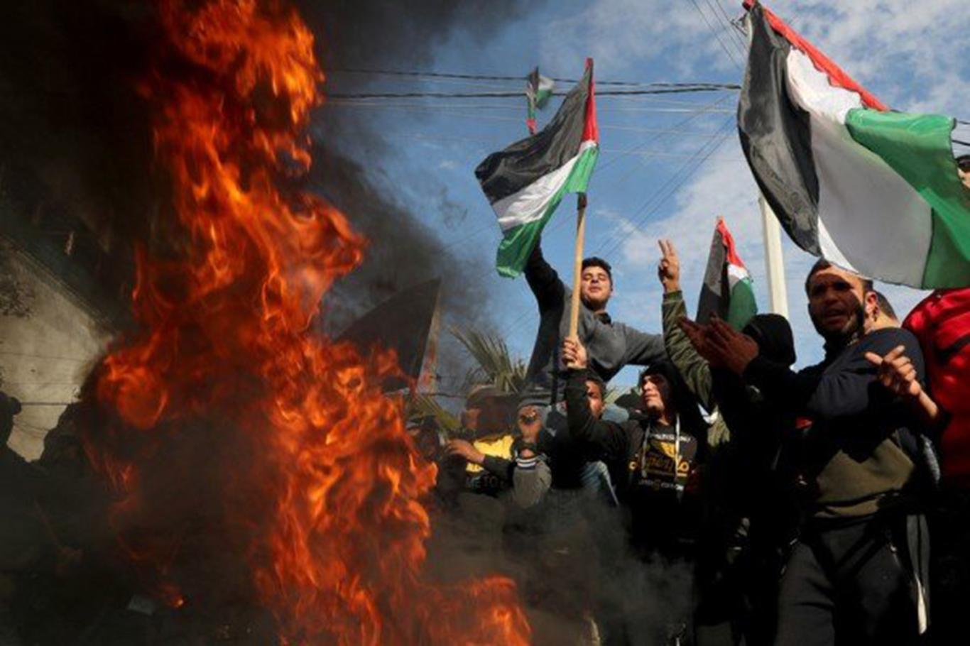 Hamas: Siyonist işgalcilerin ilhak planı bir intifadaya neden olacak Hamas: Siyonist işgalcilerin ilhak planı bir intifadaya neden olacak